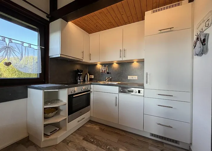 Oefingen 12 بيت للعطل *